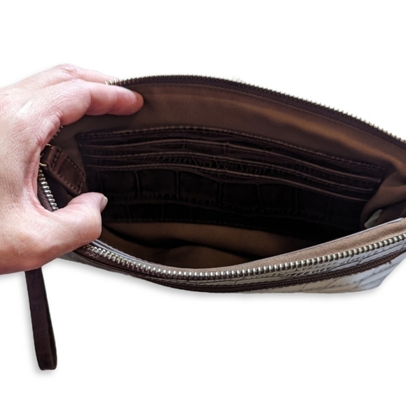 Danier Leather Croc Embossed Clutch with Shoulder Strap Brown - Picture 4 of 4